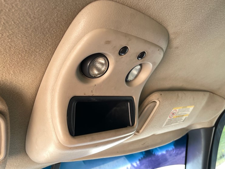 2003-chevrolet-silverado-2500hd-image-77