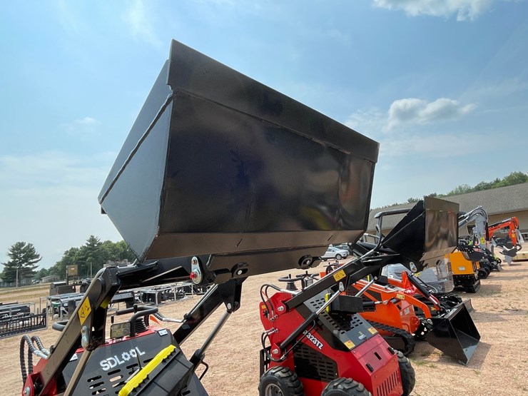 #5595-•-mms-sl-323tz-mini-skid-steer-loader-(mosinee,-wi)-image-5