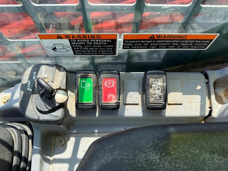 2024-kubota-svl97-2-image-22