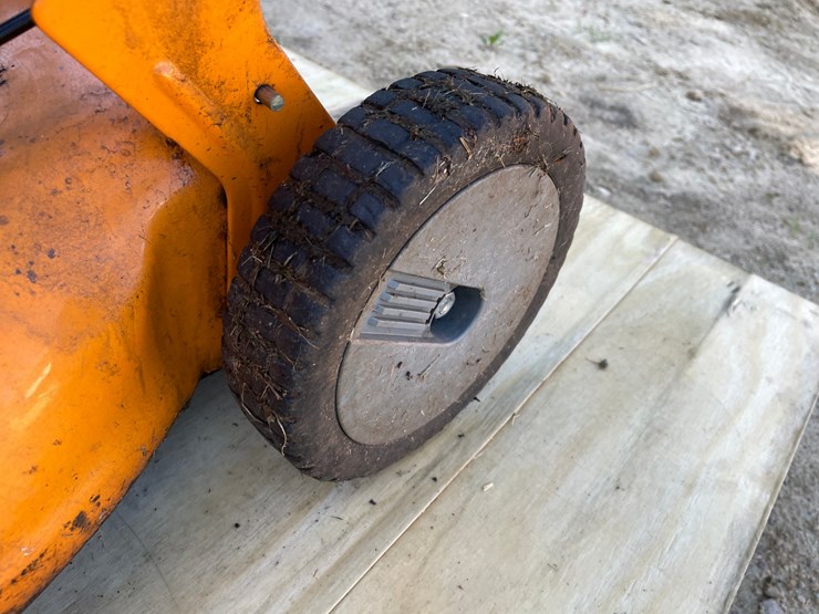 #3587-•-yard-king-performance-push-mower-image-20