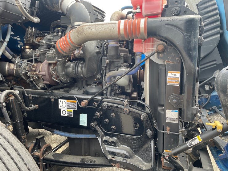 2020-kenworth-t680-image-44