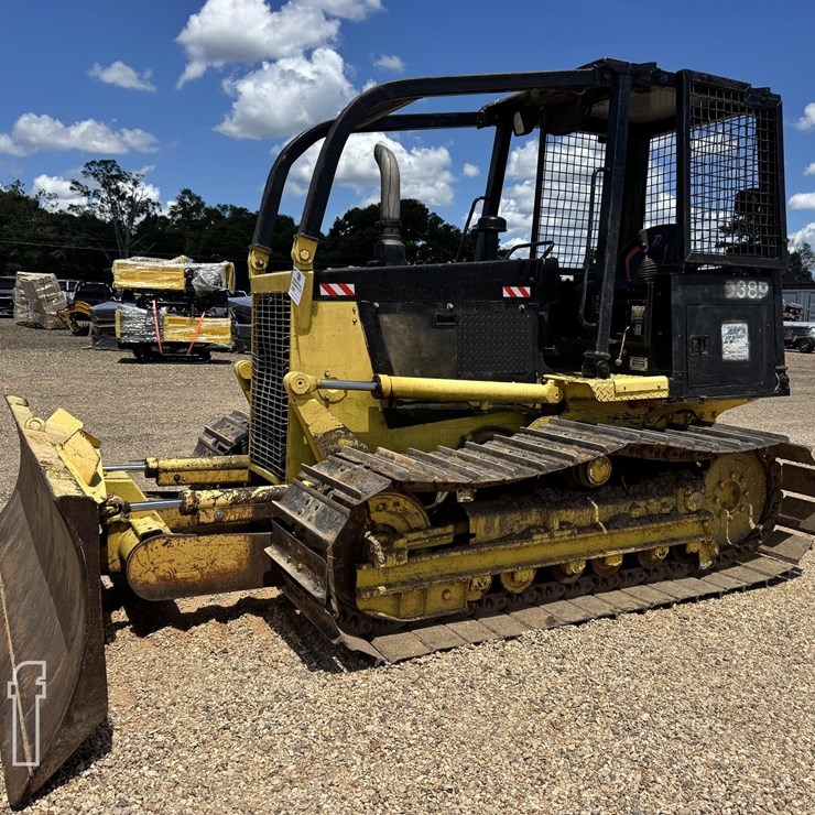 KOMATSU D38P-1