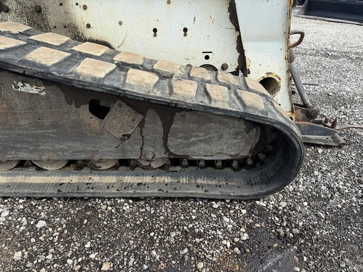 bobcat-t250-image-13