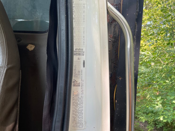 #4871-•-2005-freightliner-business-class-m2(wi-title)-image-24