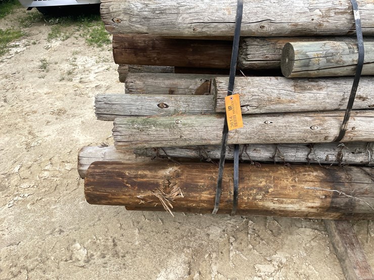 #3614-•-bundle-of-used-round-posts-image-8