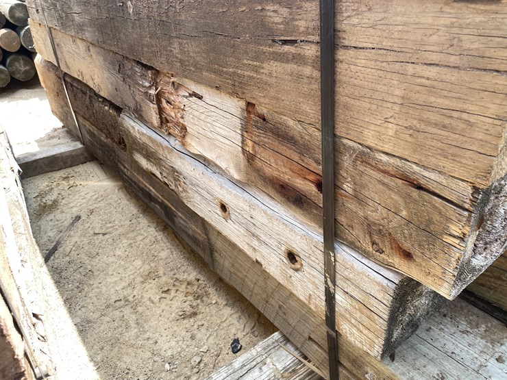 #3596-•-bundle-of-used-guard-rail-posts-image-10