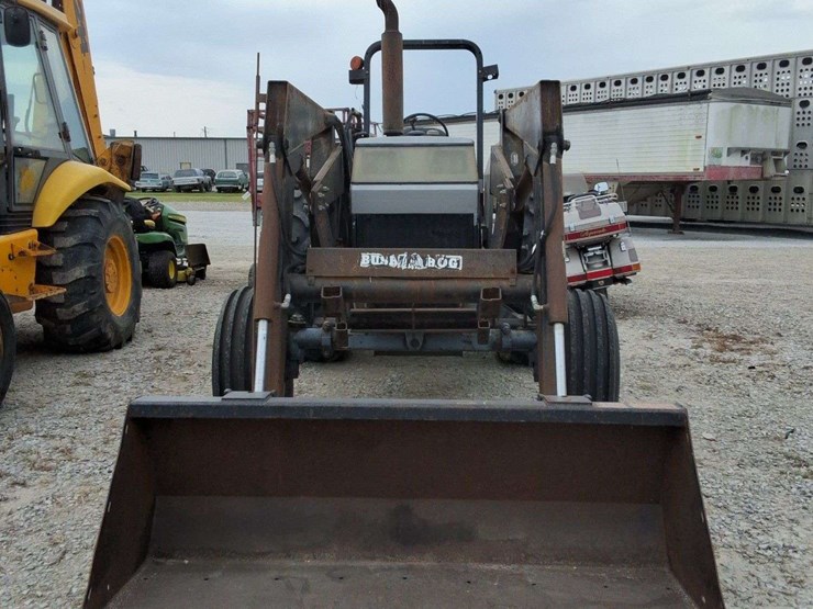 white-60-tractor,-cummins-engine,-2wd,-w2846qt-loader,-2nd-owner,-1-remote,-3pt,-540pto,-2515-original-hrs.,-16.9-34-tires,-s/n:-403144-60t-image-4