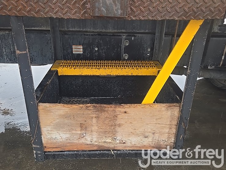 2019-ford-f750-image-26