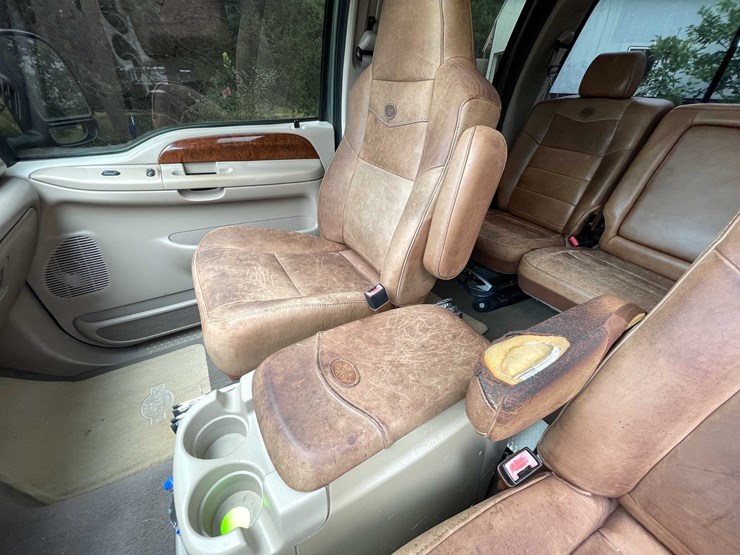 #5703-•-2004-king-ranch-ford-(has-wi-title)-image-71