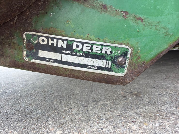john-deere-444-image-25