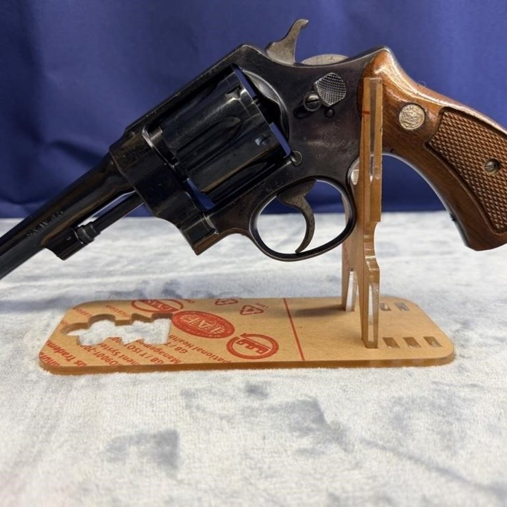 GS - Smith & Wesson Model 1937 Revolver