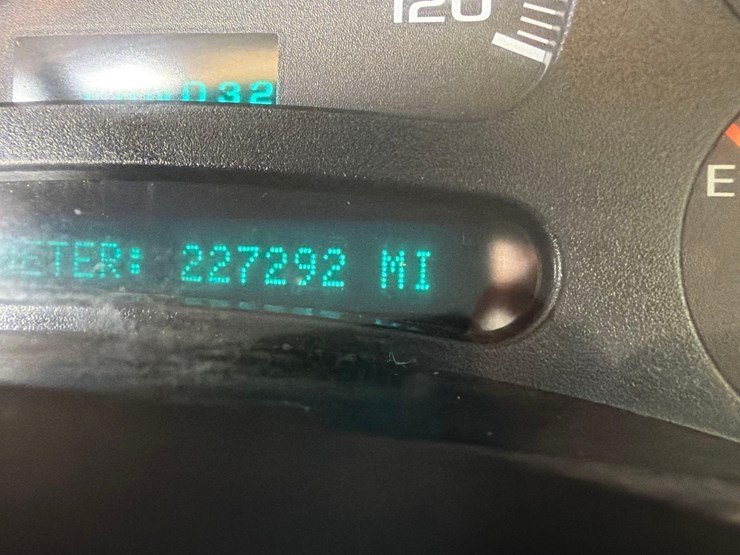 2004-chevrolet-silverado-1500-image-55
