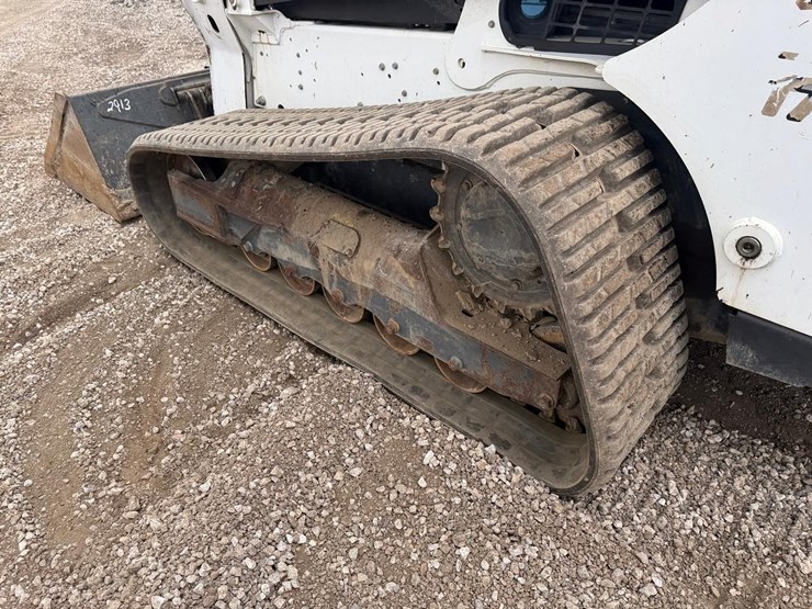 2019-bobcat-t770-image-16