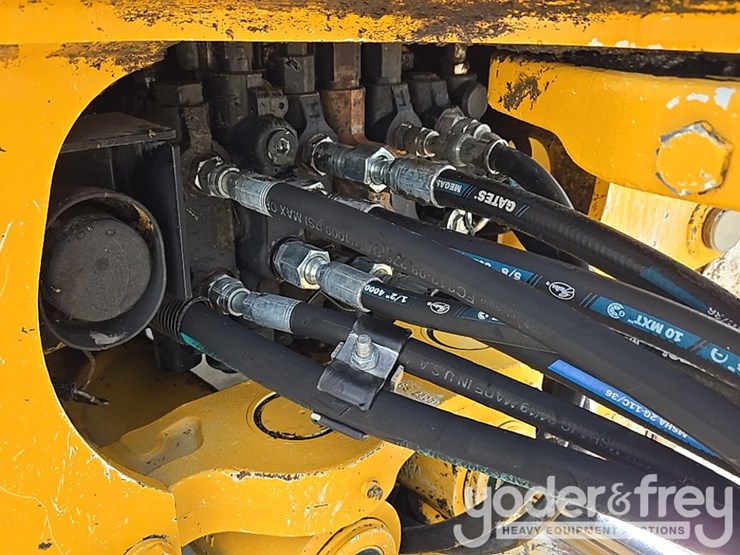 2012-deere-310sk-image-30