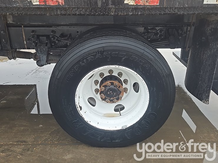 2019-ford-f750-image-12
