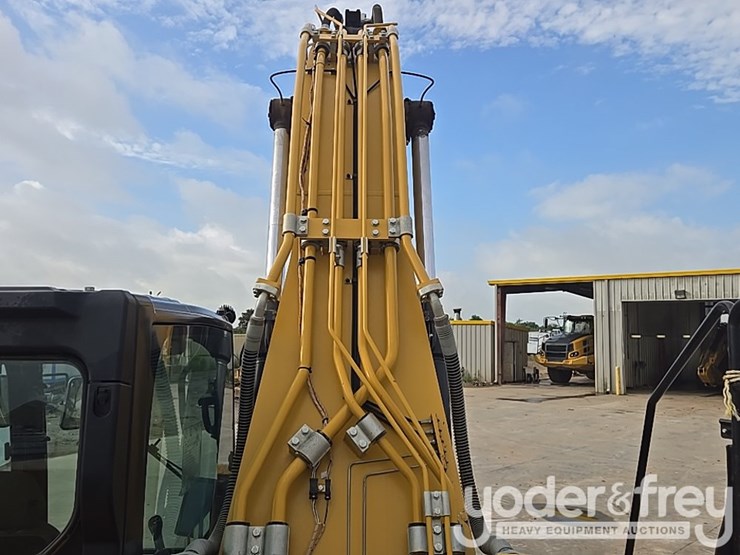 2019-caterpillar-336-image-49