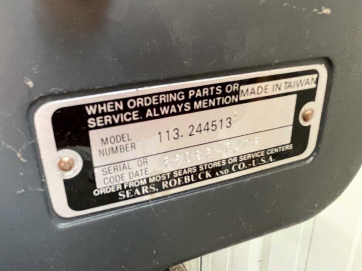 #5733-•-1988-sears-craftsman-10"-band-saw-image-6