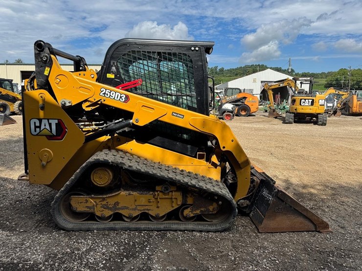 2023-caterpillar-259d3-image-7