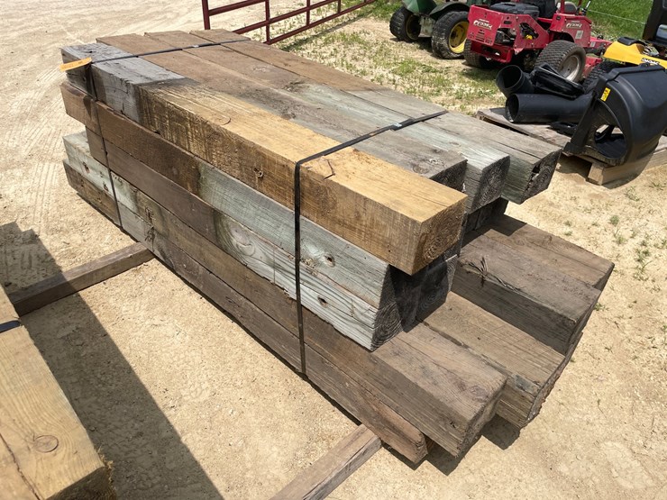 #3609-•-bundle-of-used-guard-rail-posts-image-1