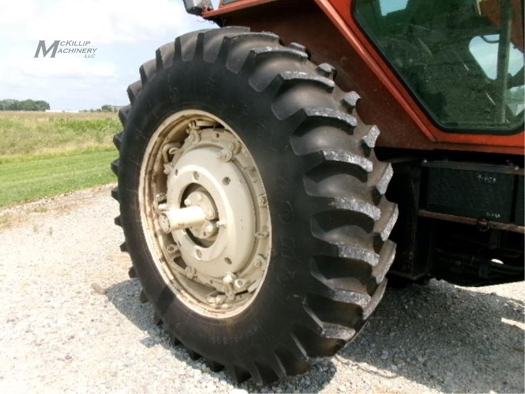 1978-allis-chalmers-7045-image-7