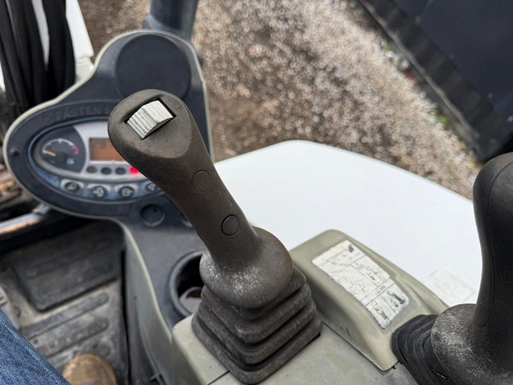 2014-bobcat-e45-image-20