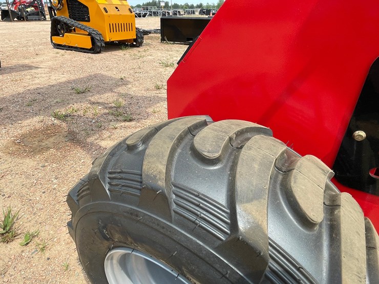 #5595-•-mms-sl-323tz-mini-skid-steer-loader-(mosinee,-wi)-image-16