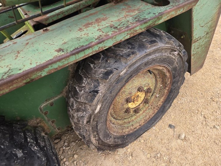 john-deere-90-image-16