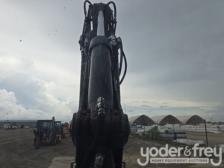 2014-deere-310sk-image-39