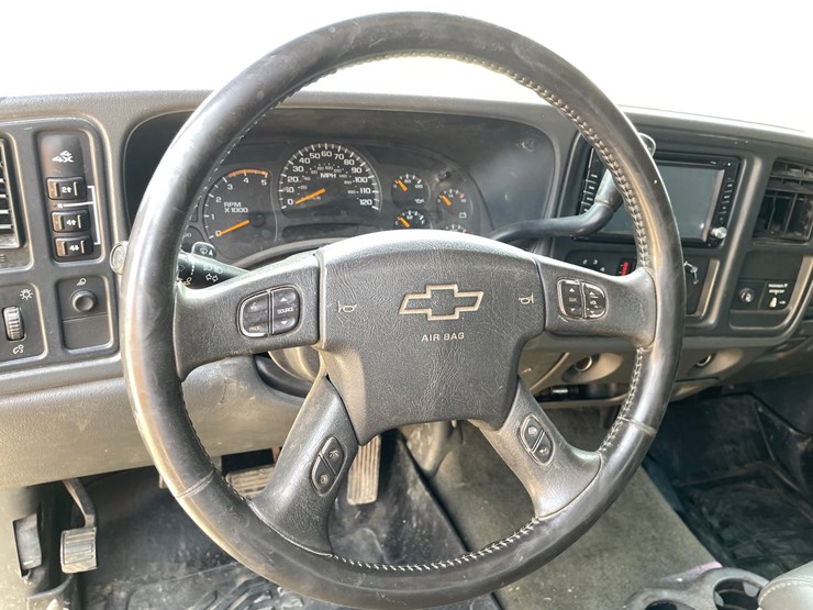 2003-chevrolet-silverado-2500hd-image-59