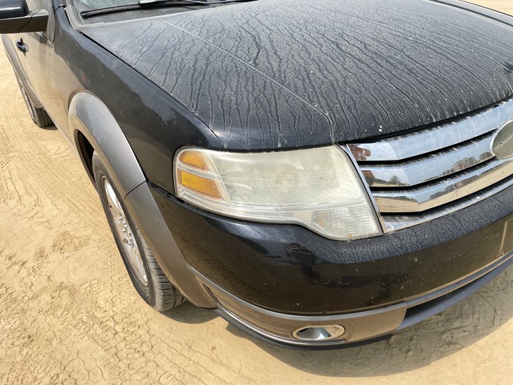2008-ford-taurus-x-image-31