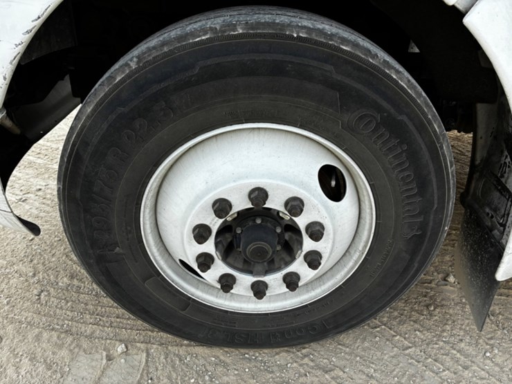 2019-kenworth-t370-image-11