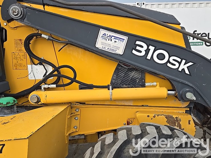 2014-deere-310sk-image-26