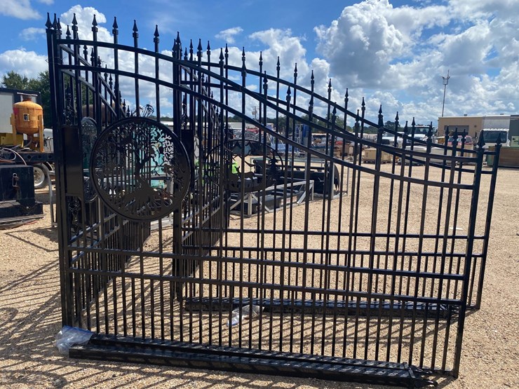 #3540-•-15ft-iron-gate-image-5