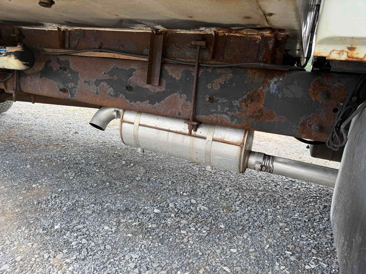 2007-international-durastar-4300-image-6