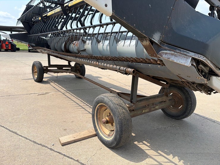 agco-20ft-air-reel-bean-head-w/-cart-image-8