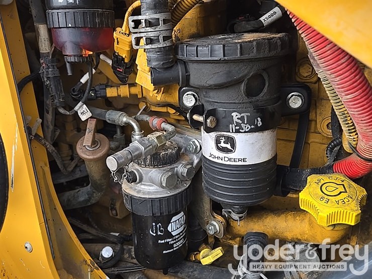 2014-deere-310sk-image-58