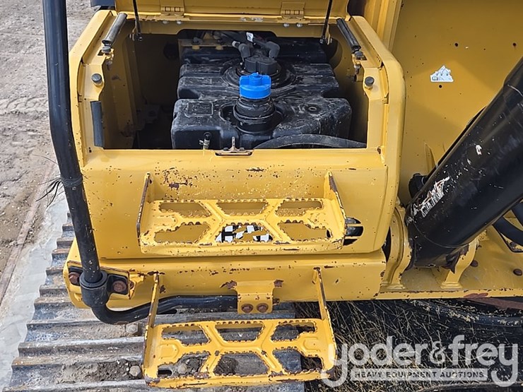 2019-caterpillar-336-image-45
