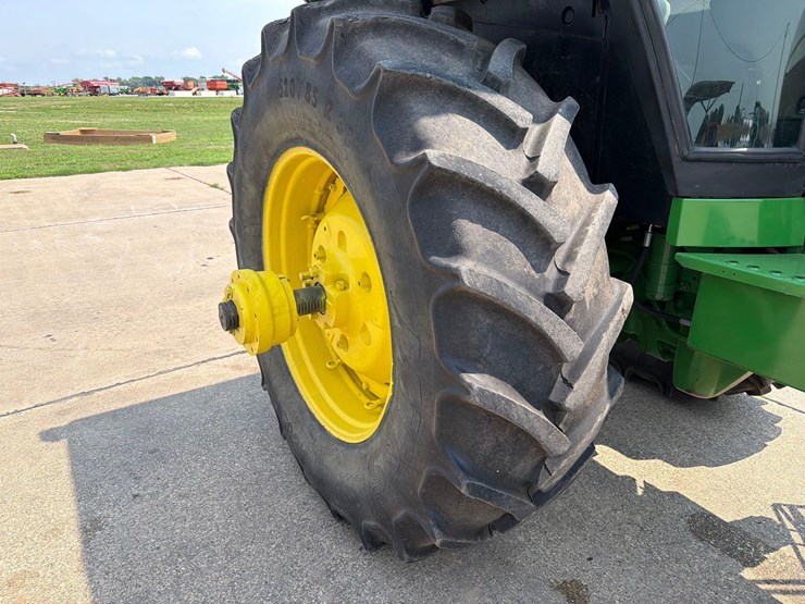 john-deere-4450-image-27