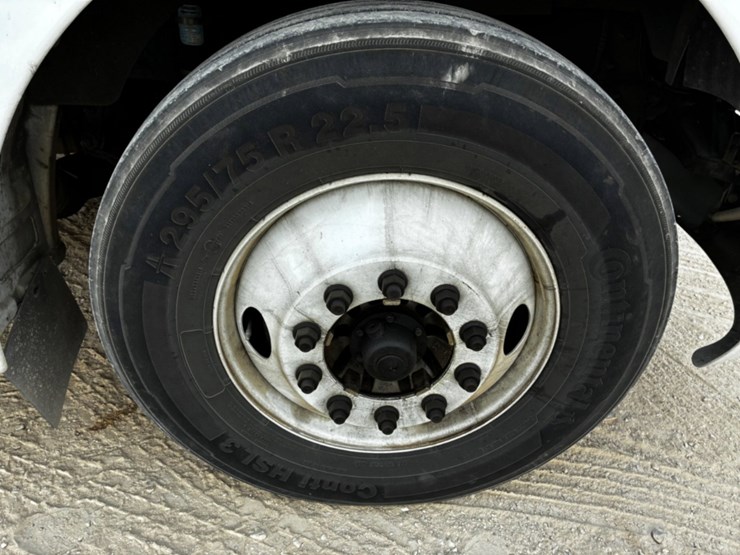 2019-kenworth-t370-image-12