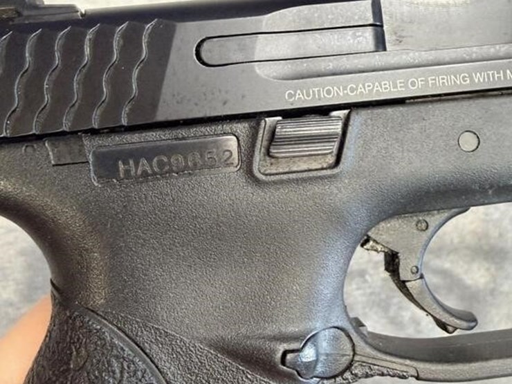 gs---smith-and-wesson-m&p-40-image-6