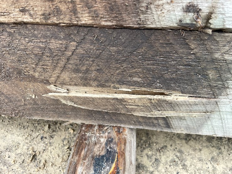 #3637-•-bundle-of-used-guard-rail-posts-image-15