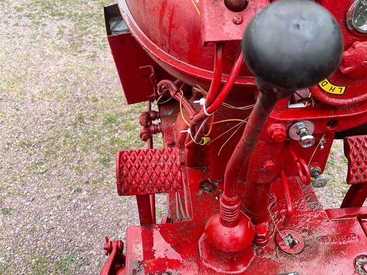 #5701-•-1947-mccormick-farmall-international-harvester-image-13
