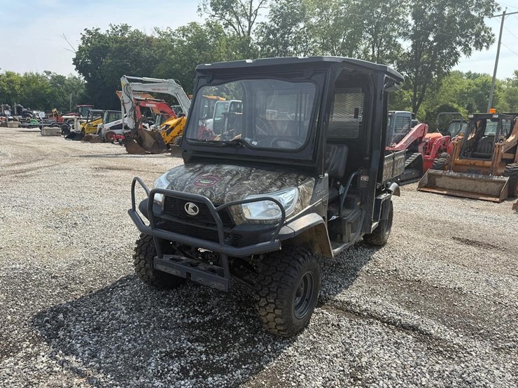 2023-kubota-rtvx1140-image-8