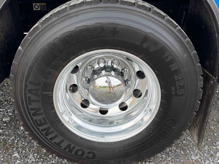 2025-kenworth-t280-image-29