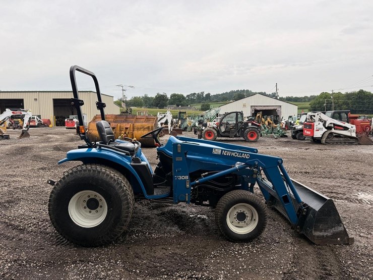 new-holland-tc25d-image-5