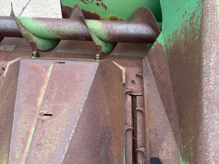 john-deere-444-image-24