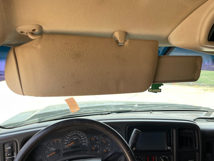 2003-chevrolet-silverado-2500hd-image-78