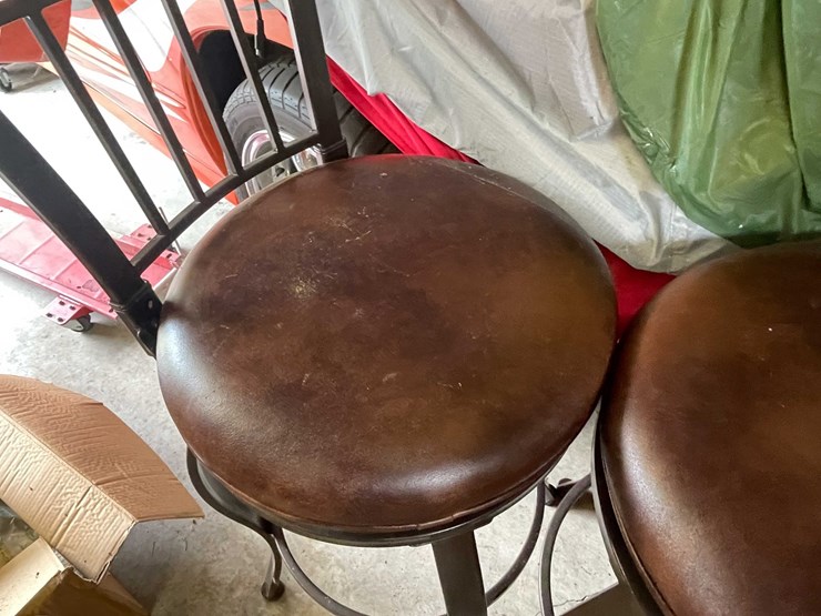 #5740-•-(4)-bar-stools-image-7