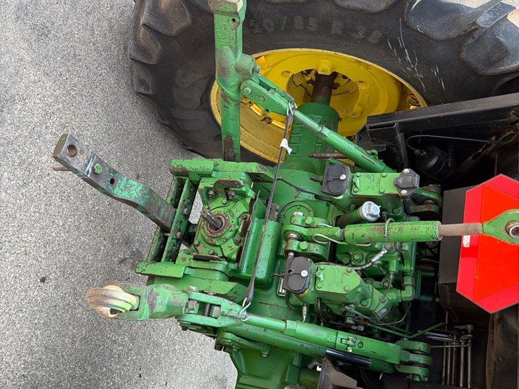 john-deere-4450-image-11