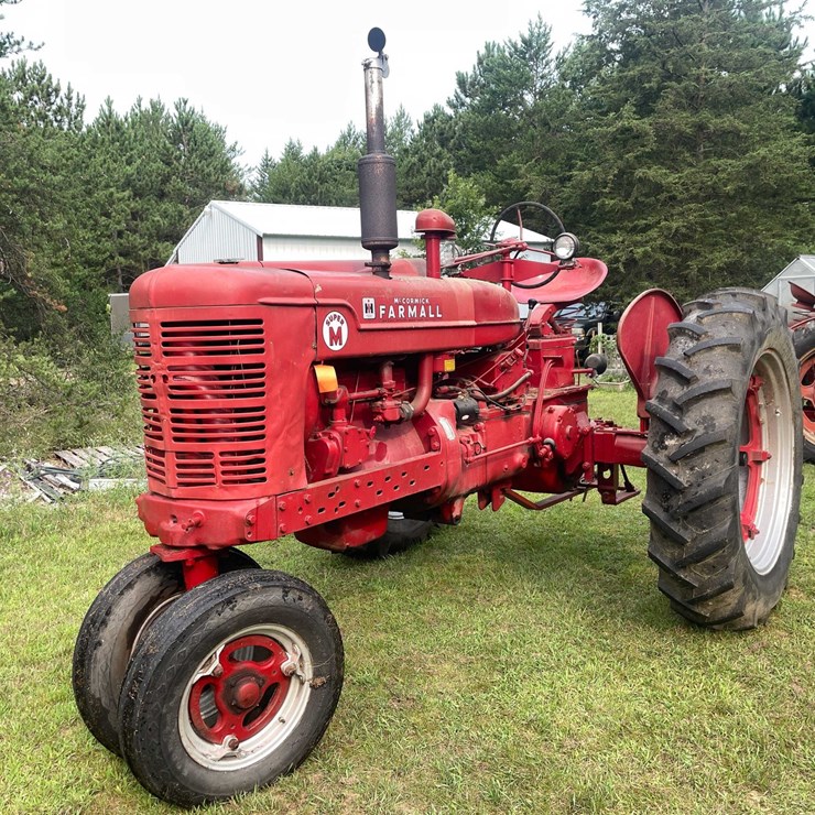 #5700 • 1947 McCormick Farmall International Harvester